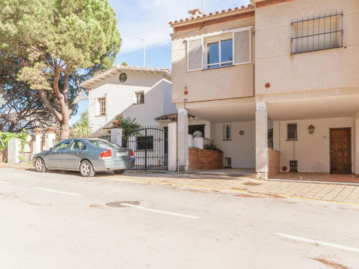 Belvilla By Oyo Sant Marti L' Escala Habitación foto